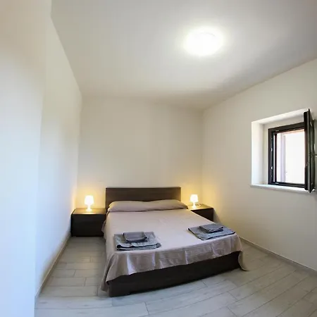 Casavacanze Natoli * Castel di Tusa