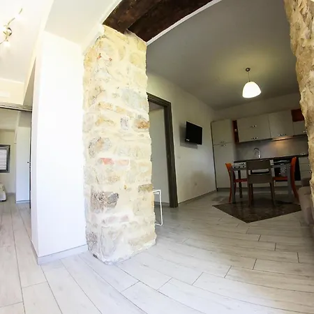 Casavacanze Natoli Apartment