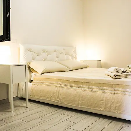 Casavacanze Natoli Apartment *